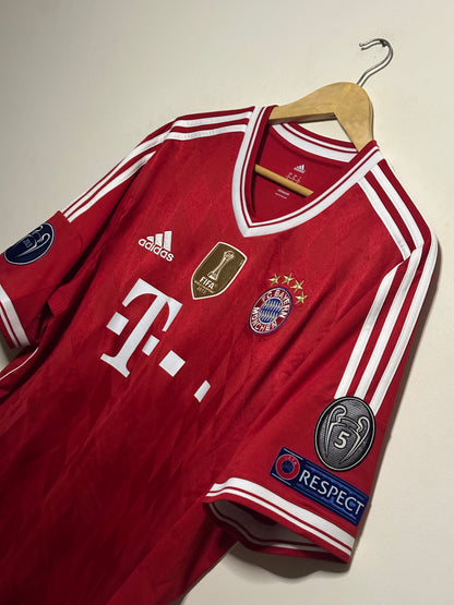 Arjen Robben FC Bayern Munich 2013-14 home football shirt (XL)