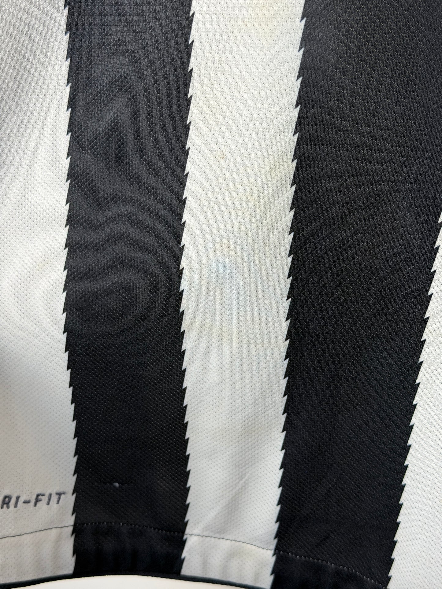 Alessandro Del Piero Juventus FC 2010-11 home football shirt (L)