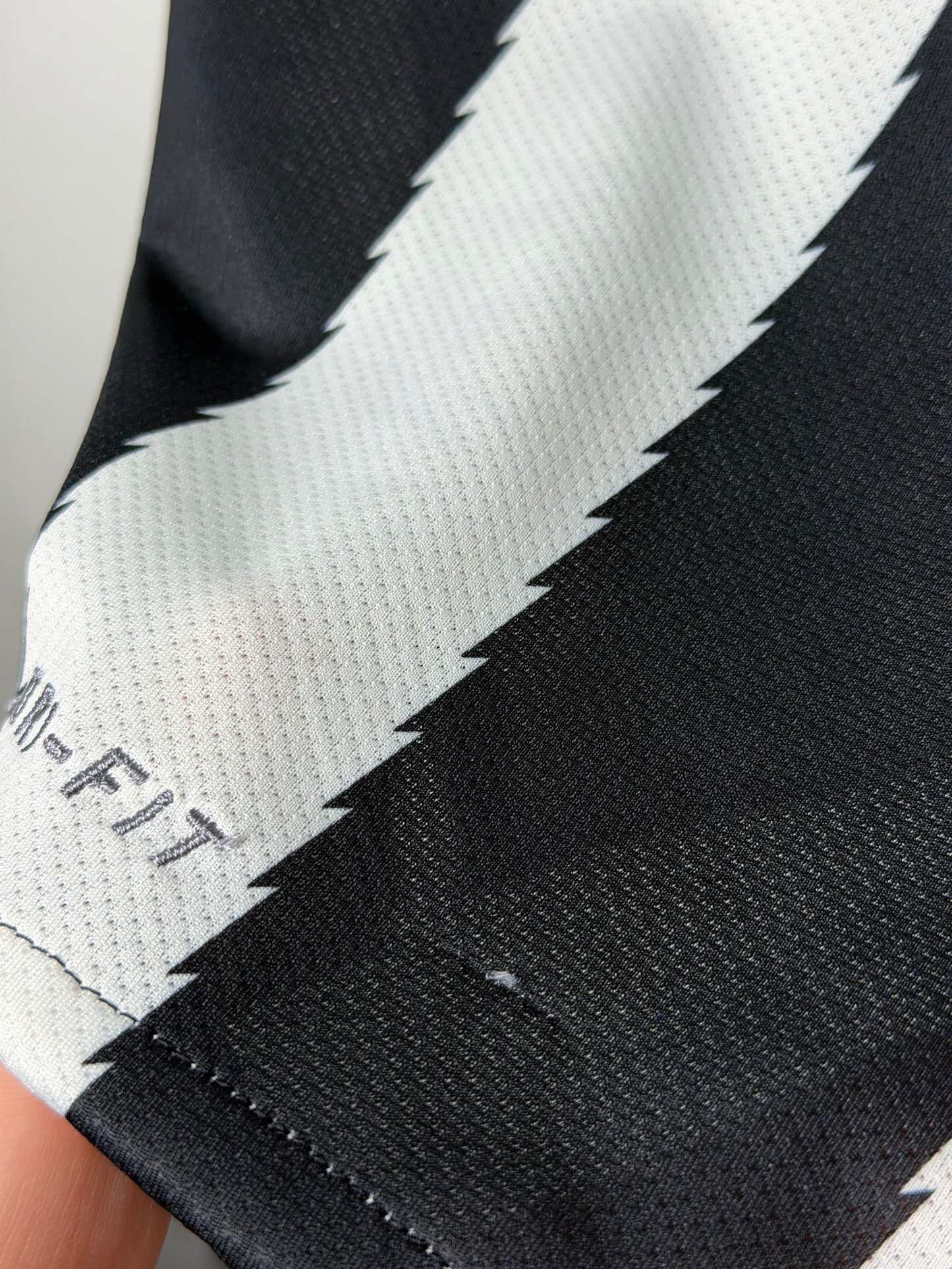 Alessandro Del Piero Juventus FC 2010-11 home football shirt (L)