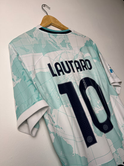 Lautaro Martinez Inter Milan 2022-23 away football shirt (L)