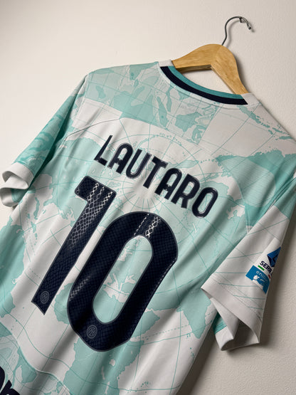 Lautaro Martinez Inter Milan 2022-23 away football shirt (L)
