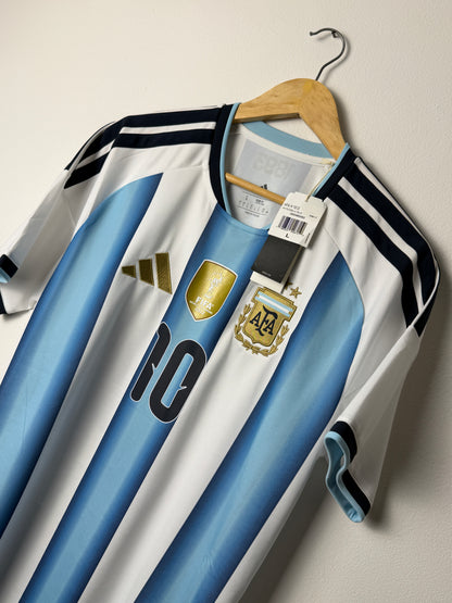 Lionel Messi Argentina 2026 home football shirt (L)