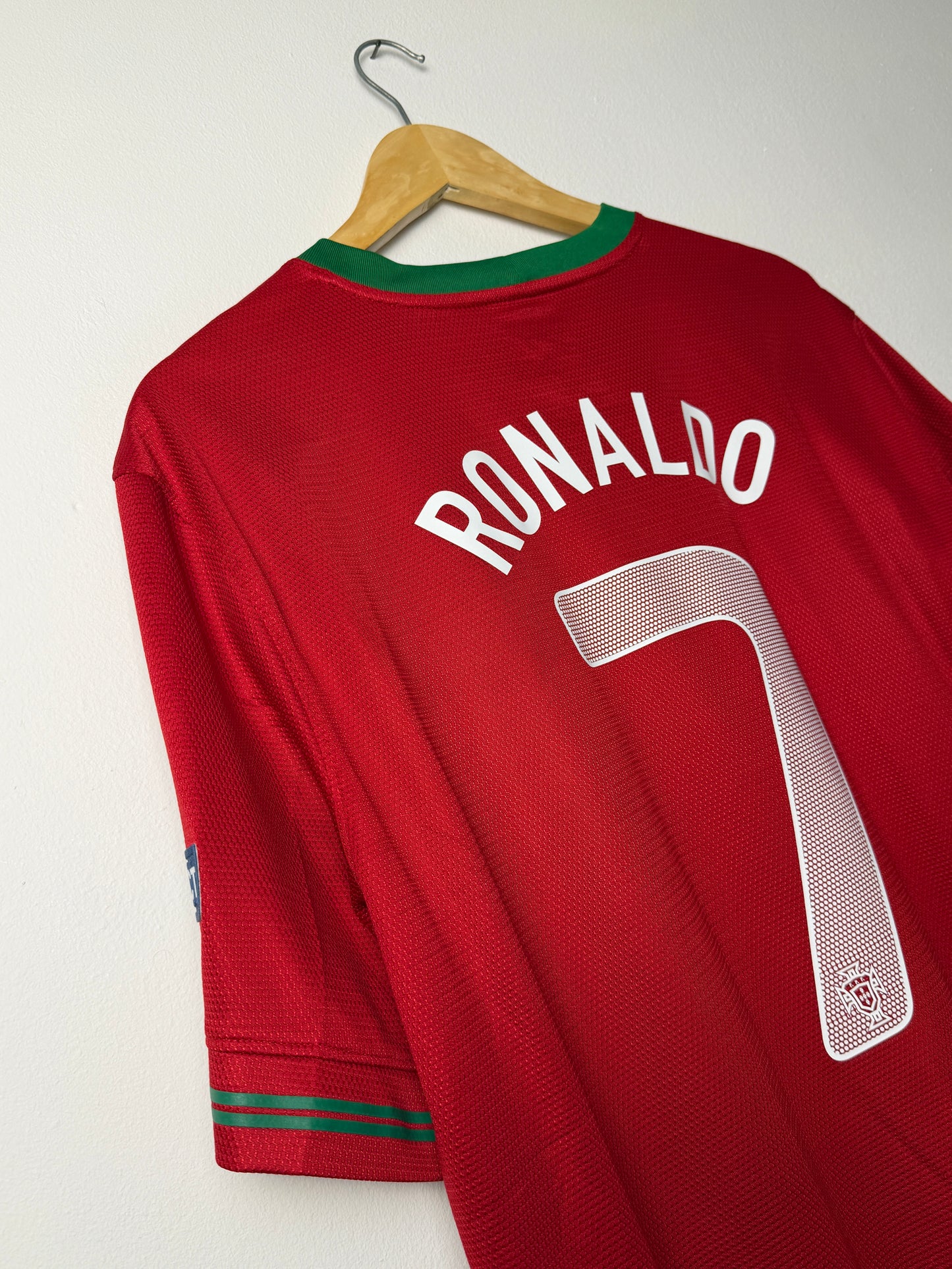 Cristiano Ronaldo Portugal 2012 home football shirt (XL)