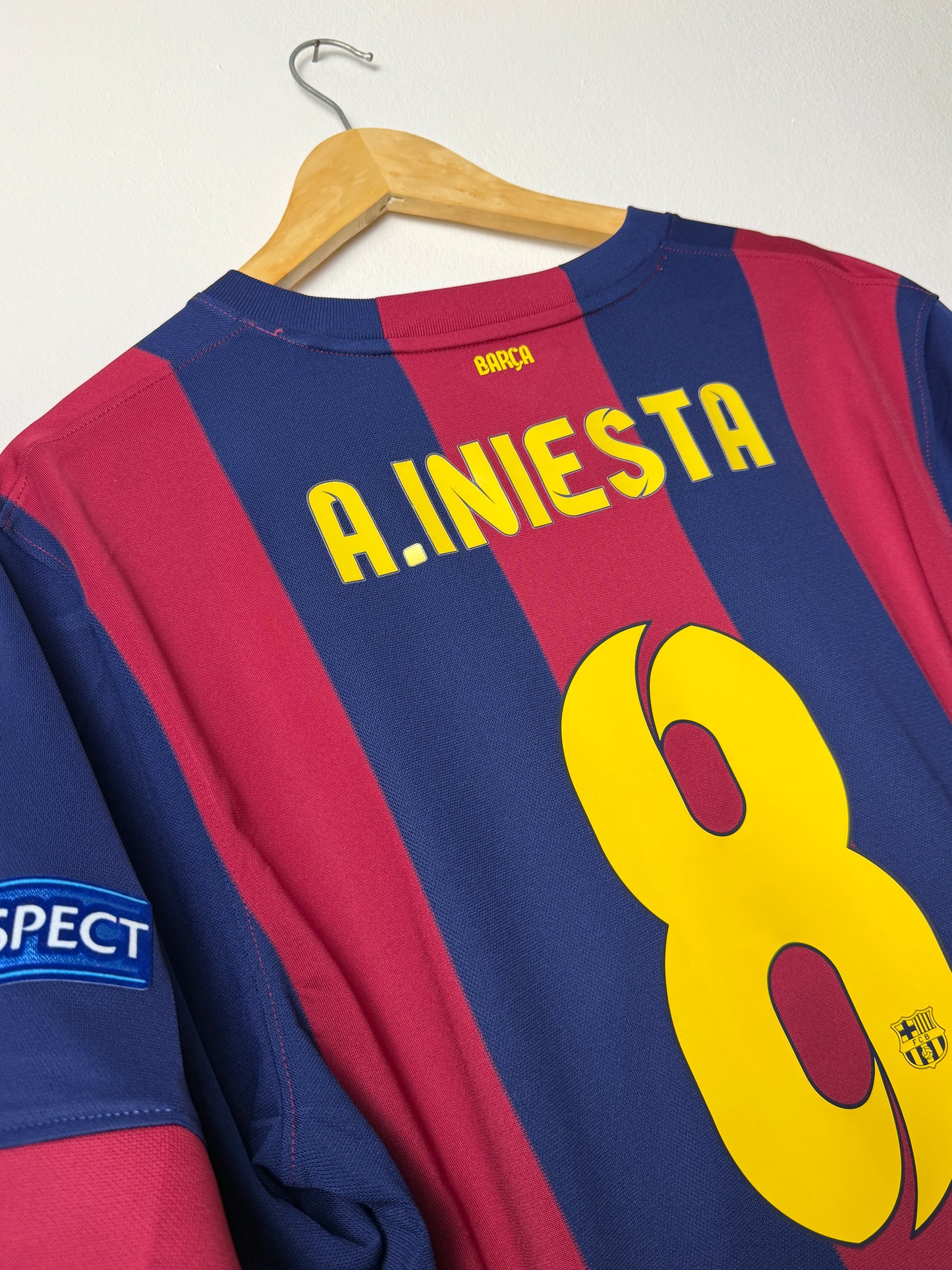 Andres Iniesta FC Barcelona 2014-15 home football shirt (XL)