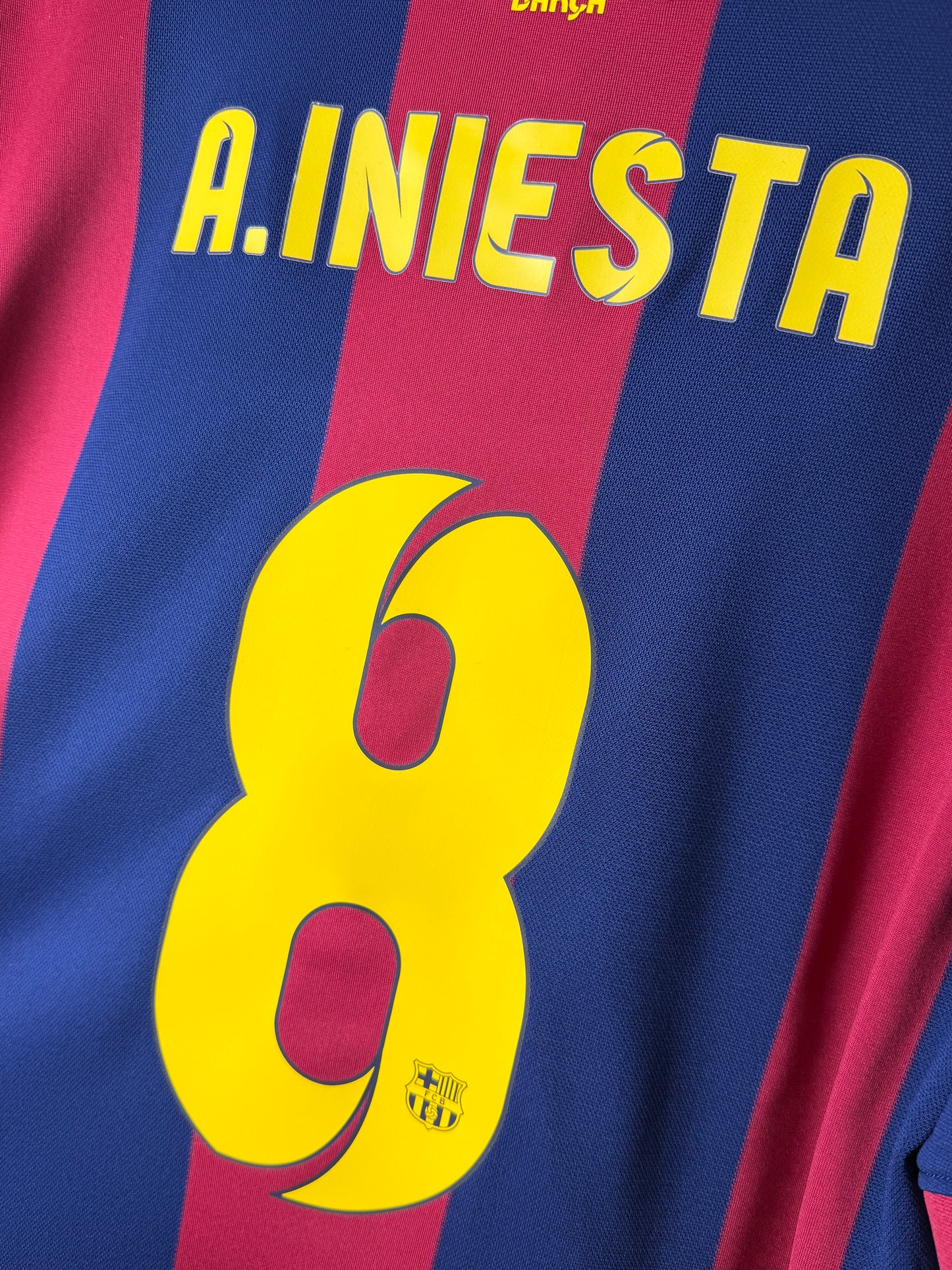 Andres Iniesta FC Barcelona 2014-15 home football shirt (XL)