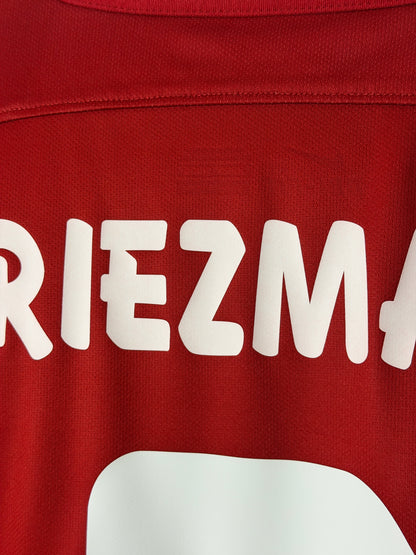 Antoine Griezmann Atletico Madrid 2015-16 home football shirt (M)