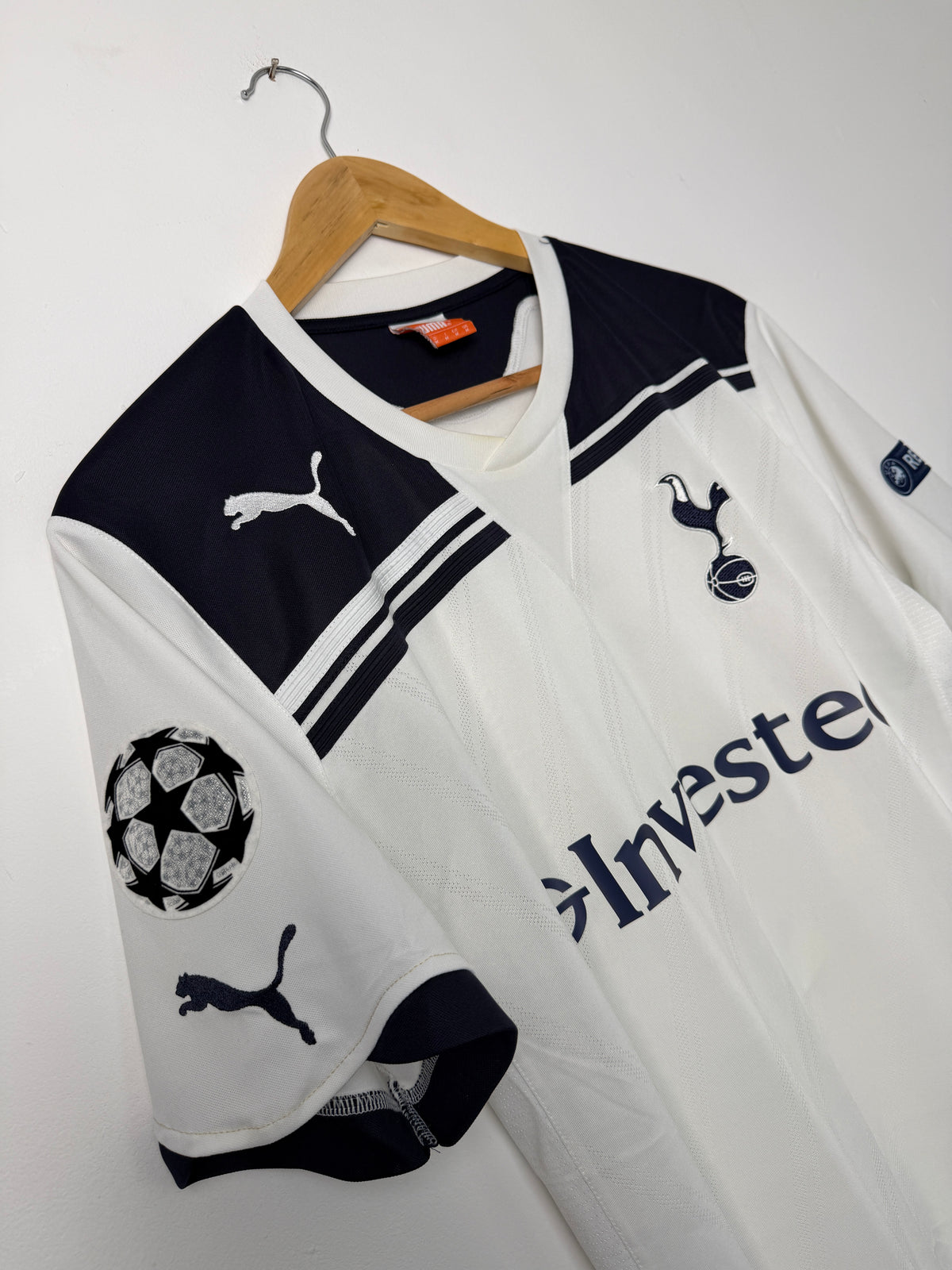 Gareth Bale Tottenham Hotspur 2010-11 home football shirt (M)
