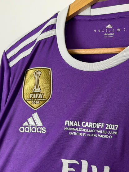 Luka Modric Real Madrid 2016-17 away football shirt (M)