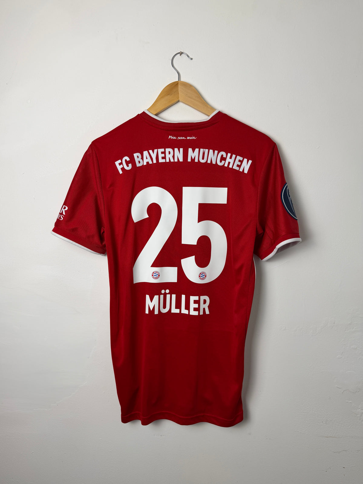 Thomas Muller FC Bayern Munich 2020-21 home football shirt (M)