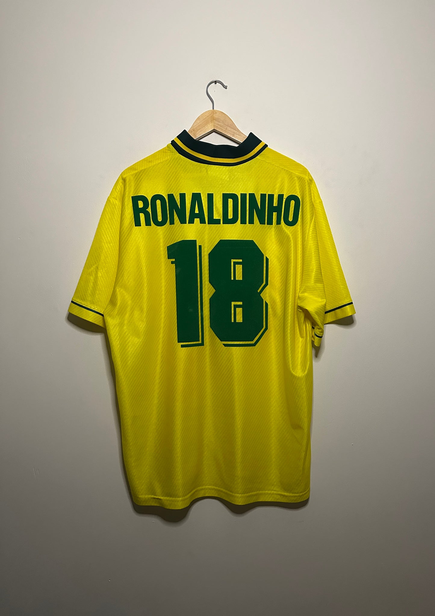 Ronaldinho 1996 Brazil olympics home football shirt (XL)