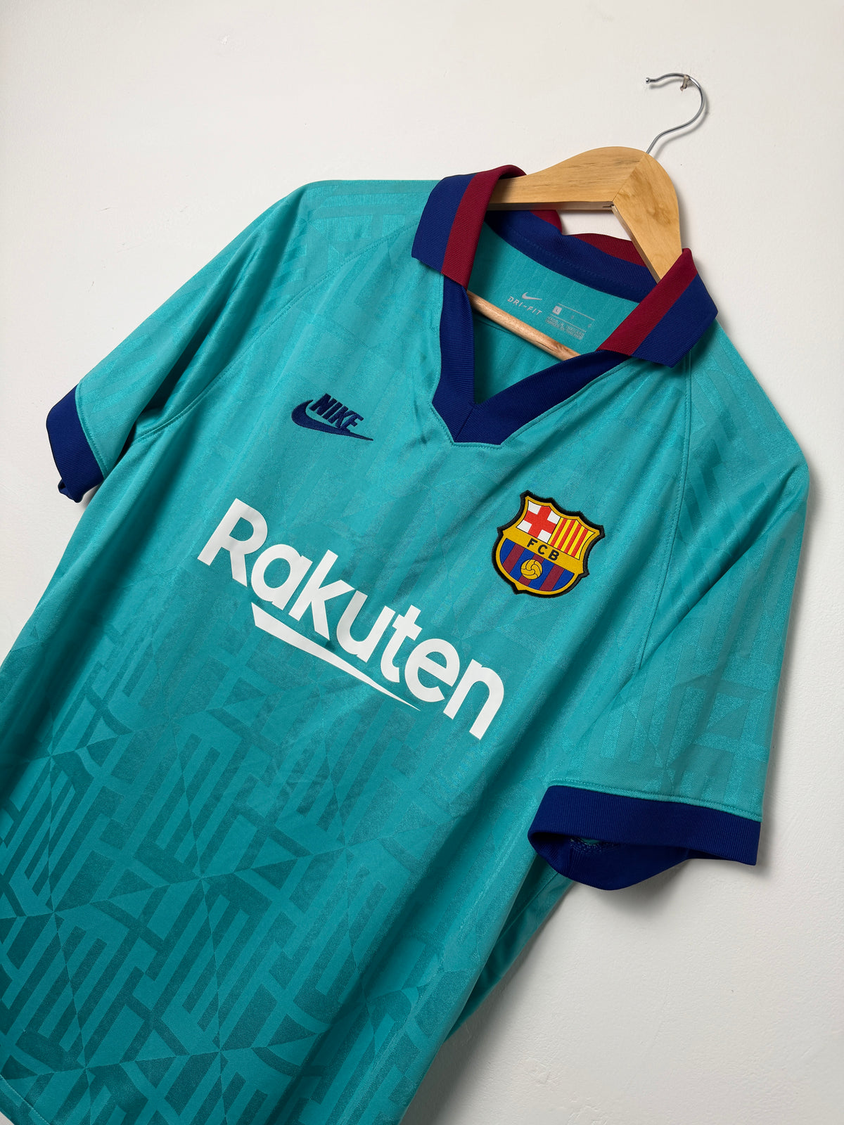 Lionel Messi FC Barcelona 2019-20 third football shirt (L)