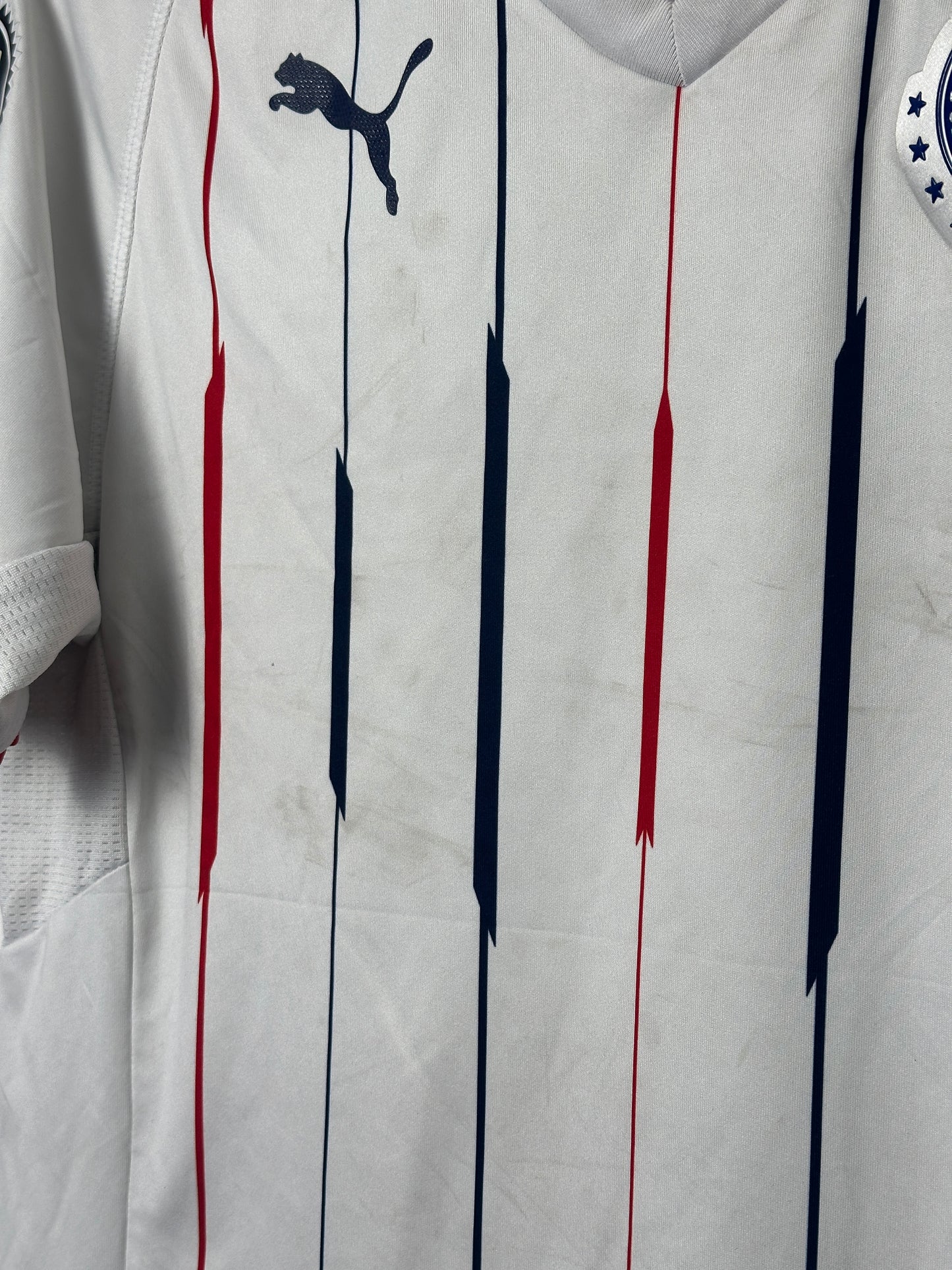 Chivas de Guadalajara 2018-19 away football shirt (M)