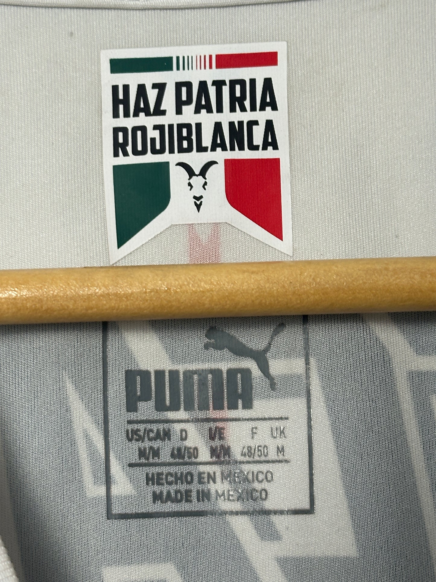 Chivas de Guadalajara 2018-19 away football shirt (M)