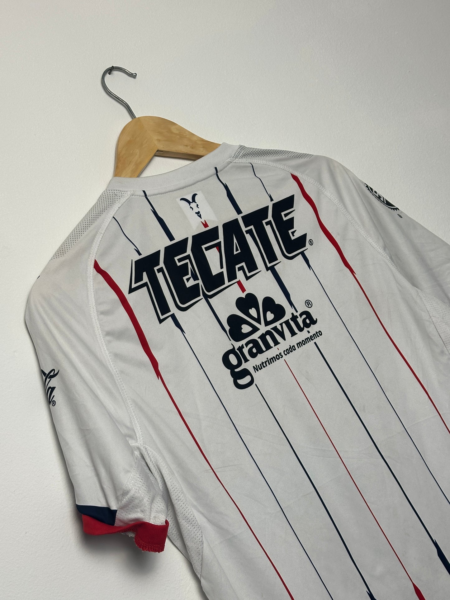 Chivas de Guadalajara 2018-19 away football shirt (M)