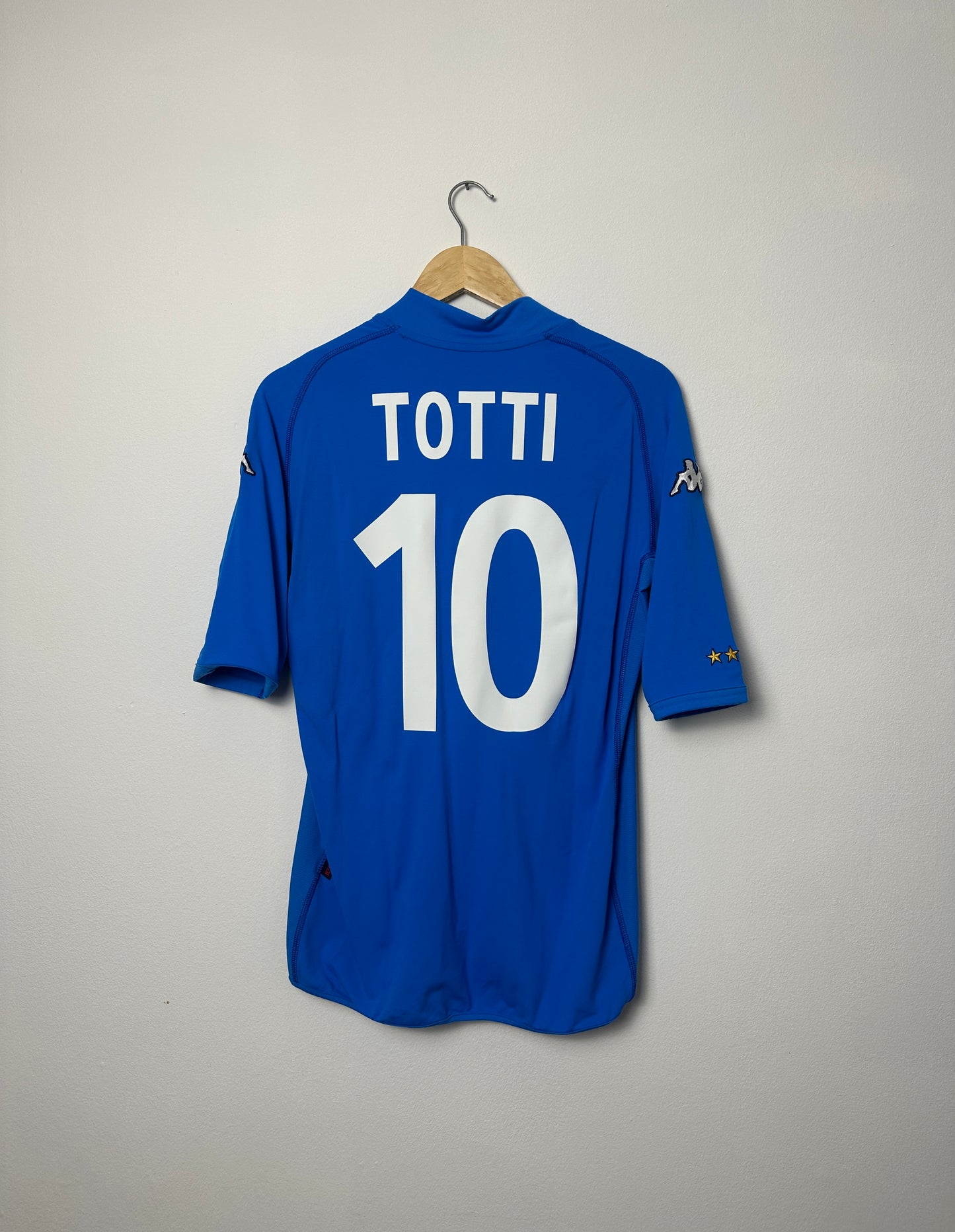 Francesco Totti Italy 2000 home football shirt (M)