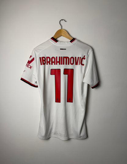 Zlatan Ibrahimovic AC Milan 2022-23 away football shirt (M)