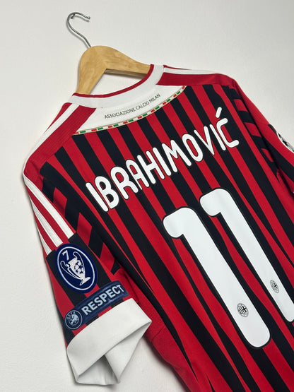 Zlatan Ibrahimovic AC Milan 2011-12 home football shirt (M)