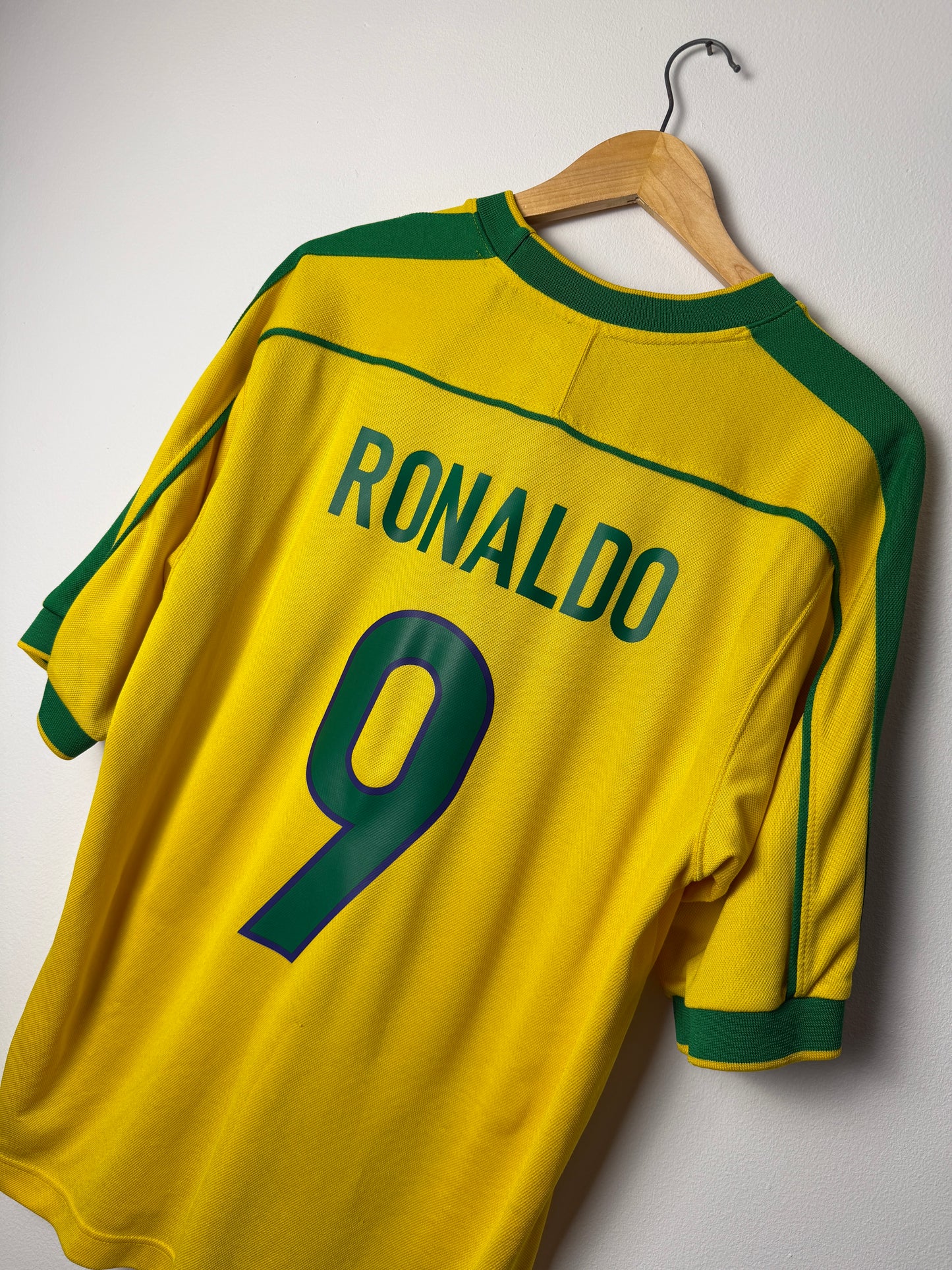 Ronaldo Nazario Brazil 1998 home football shirt (L)