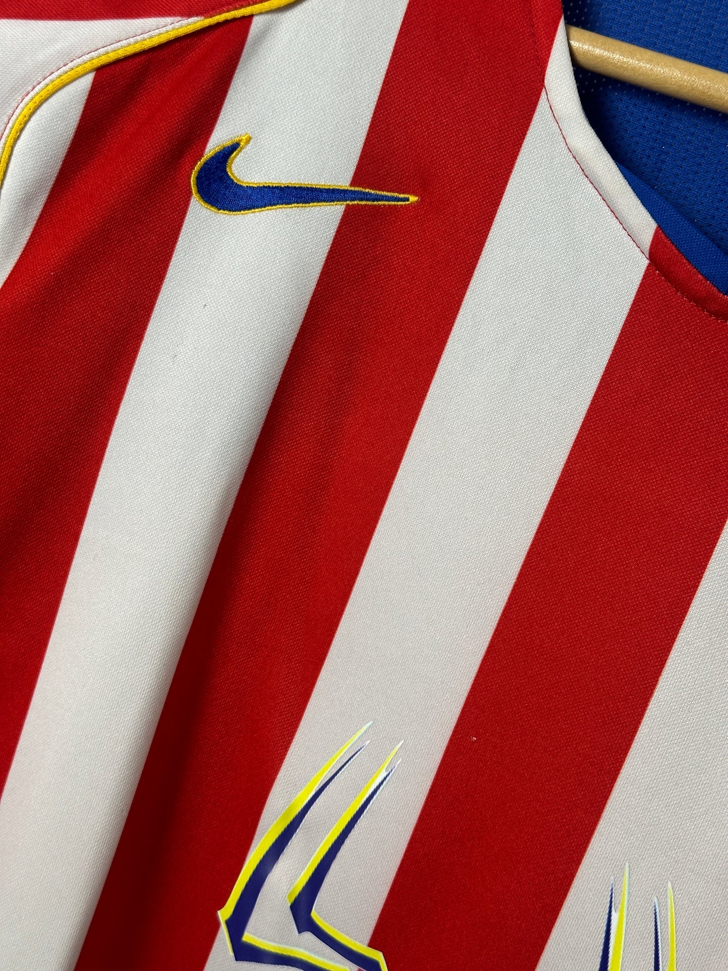 Fernando Torres Atletico Madrid 2004-05 home football shirt (L)