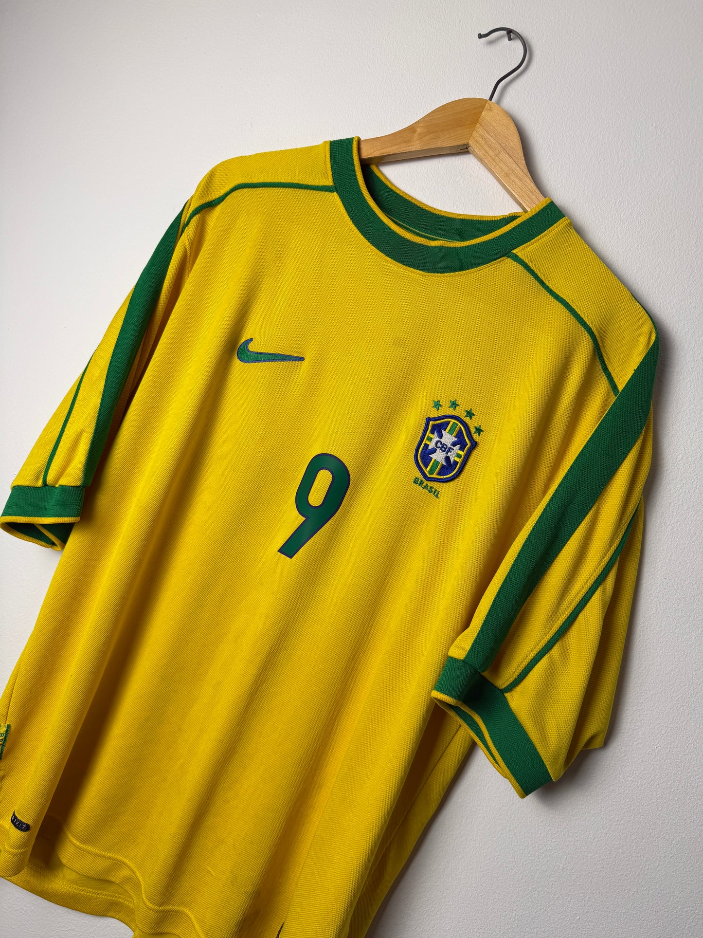 Ronaldo Nazario Brazil 1998 home football shirt (L)