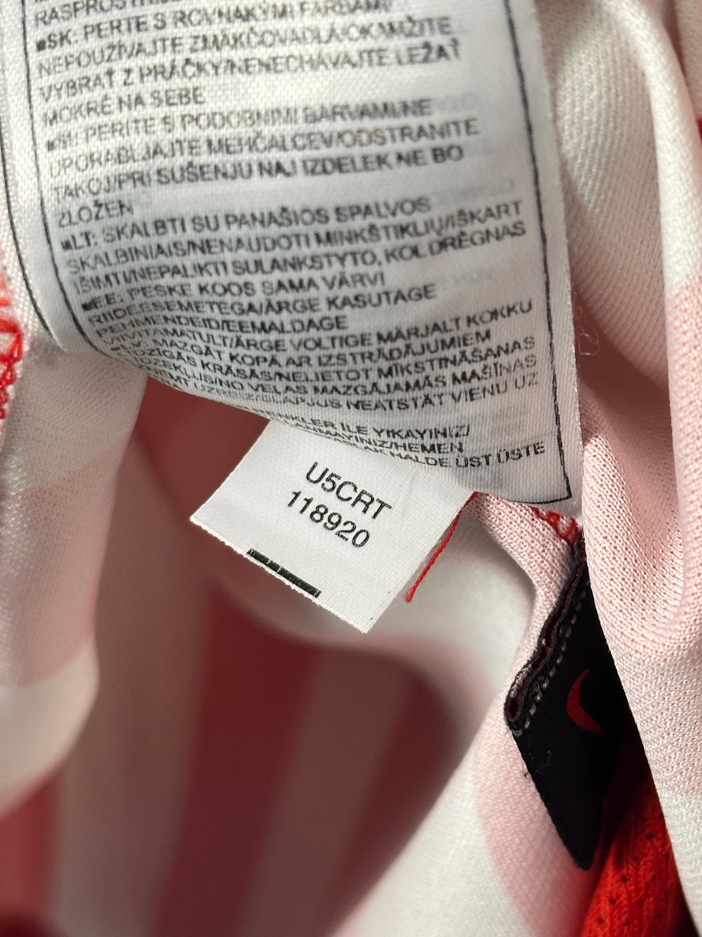 Fernando Torres Atletico Madrid 2004-05 home football shirt (L)