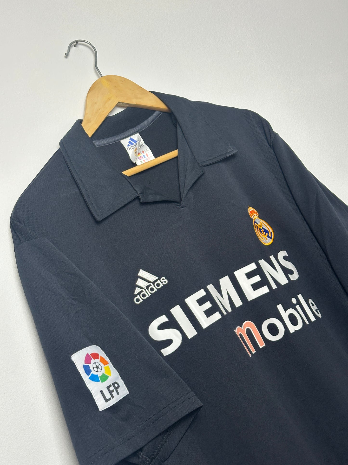 Ronaldo Nazario Real Madrid 2002-03 away football shirt (L)