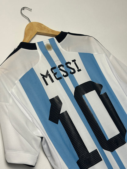 Lionel Messi Argentina 2024 home football shirt (L)