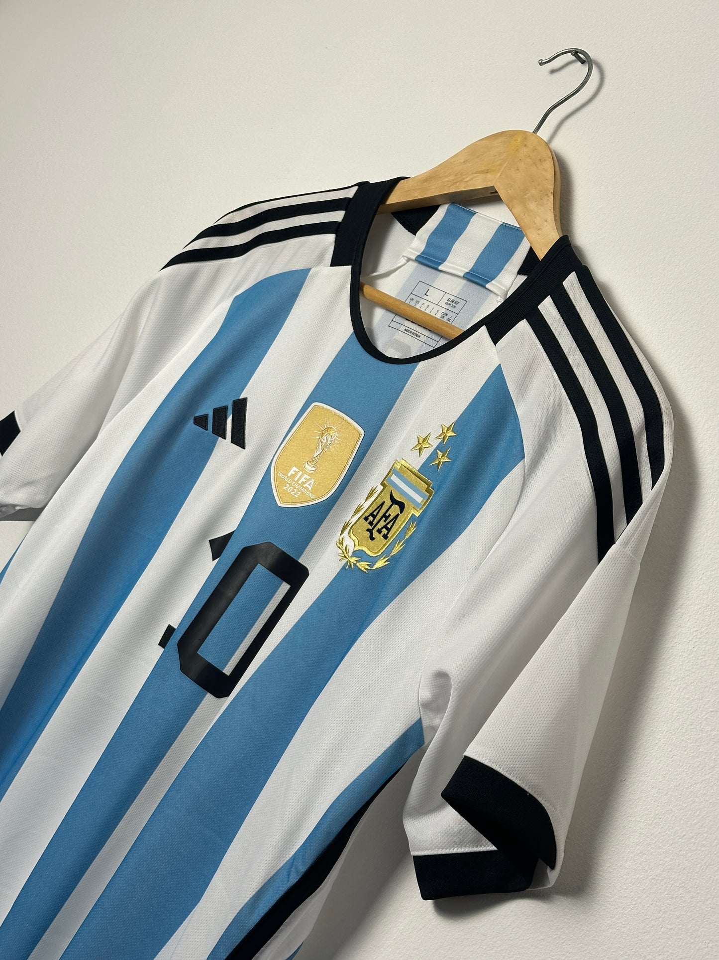 Lionel Messi Argentina 2024 home football shirt (L)