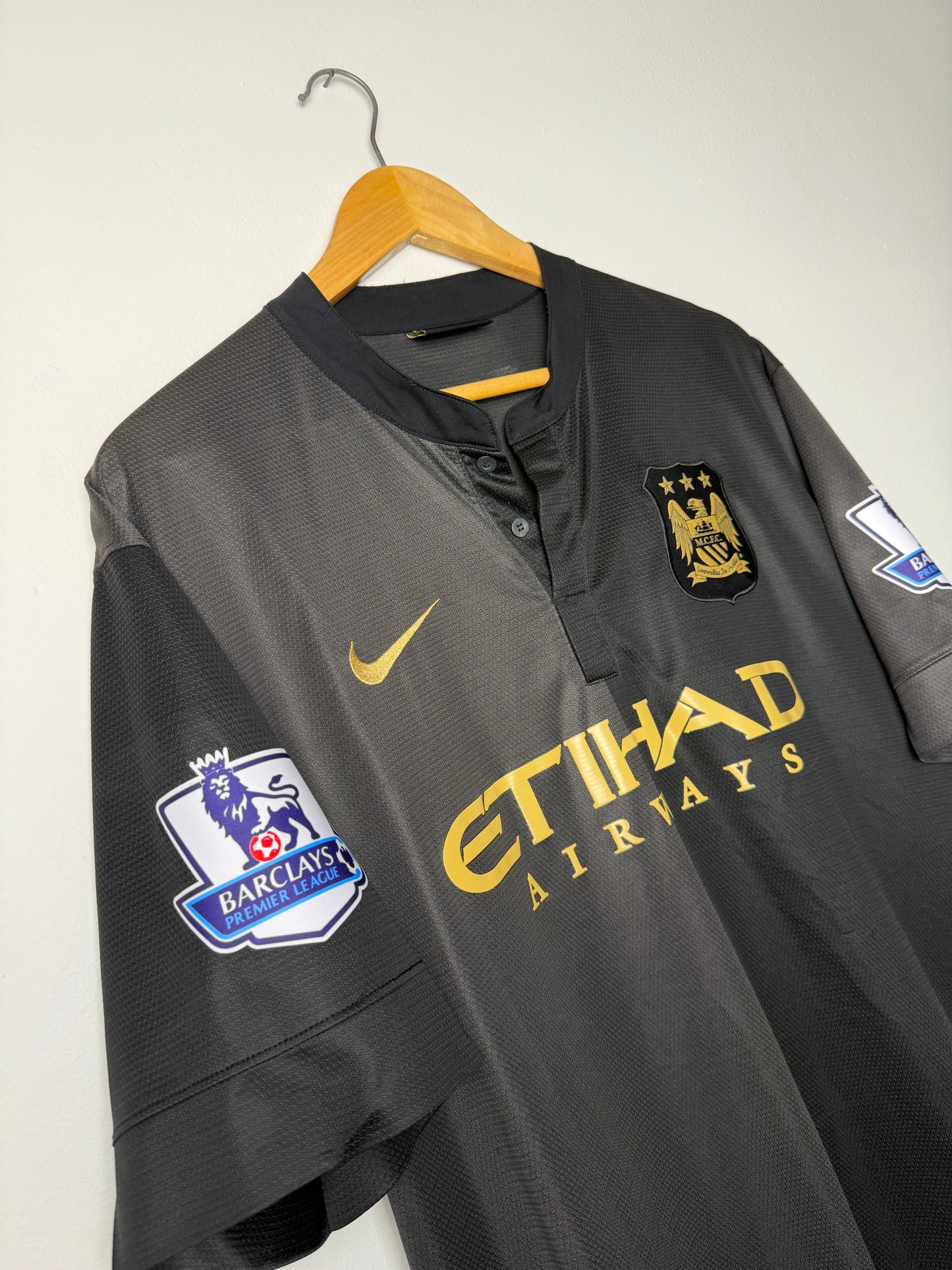 Yaya Toure Manchester City 2013-14 away football shirt (XL)