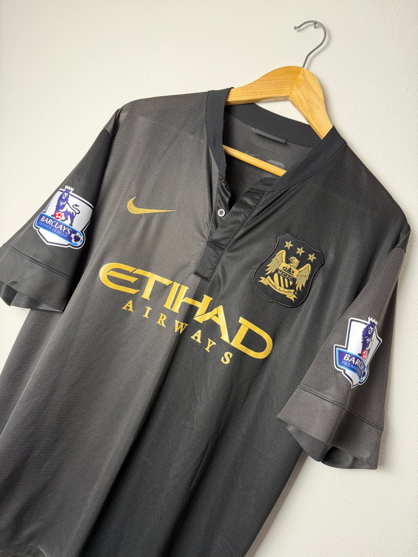 Yaya Toure Manchester City 2013-14 away football shirt (XL)