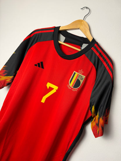 Kevin De Bruyne Belgium 2022 home football shirt (XL)