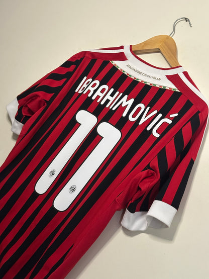 Zlatan Ibrahimovic AC Milan 2011-12 home football shirt (M)