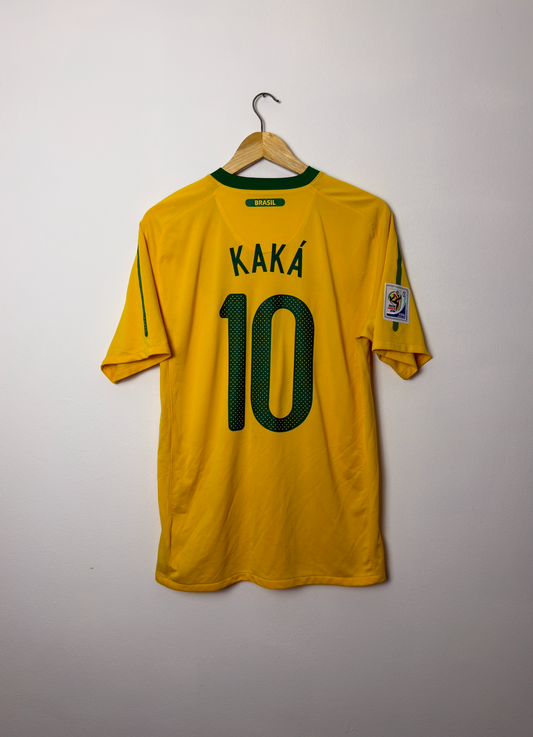 Kaka Brazil 2010 World Cup home football shirt (M)